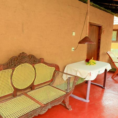 Natural Cabanas Kanattegoda Esterno foto