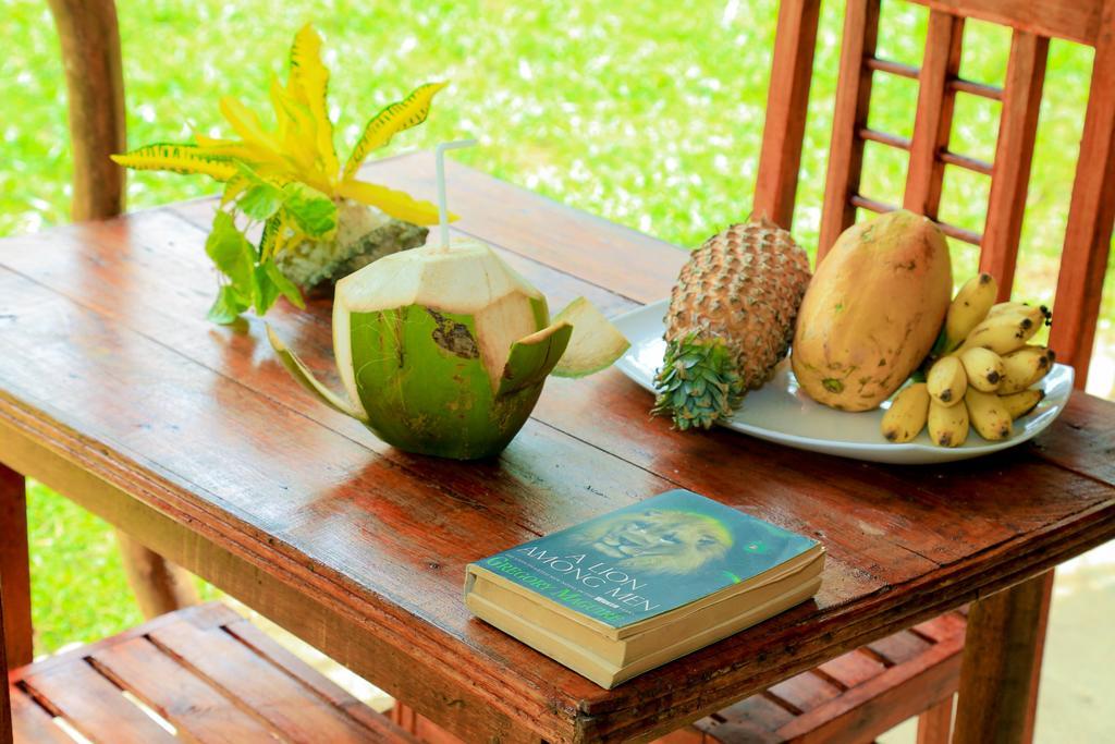 Natural Cabanas Kanattegoda Esterno foto